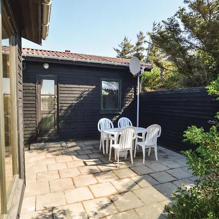 Two-bedroom Holiday In Prázdninový dům
